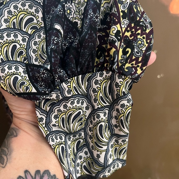 Multicolor Patterned Dress - Picture 5 of 6